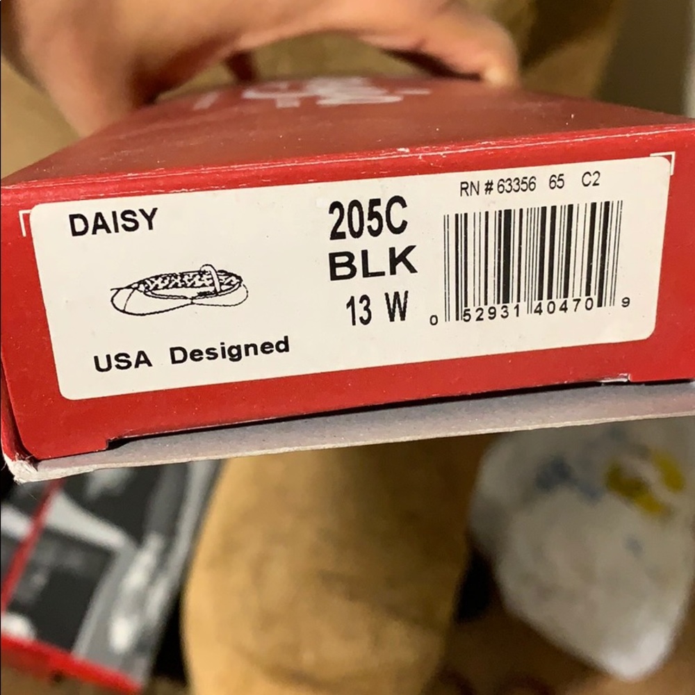 Full sole girl ballet slipper